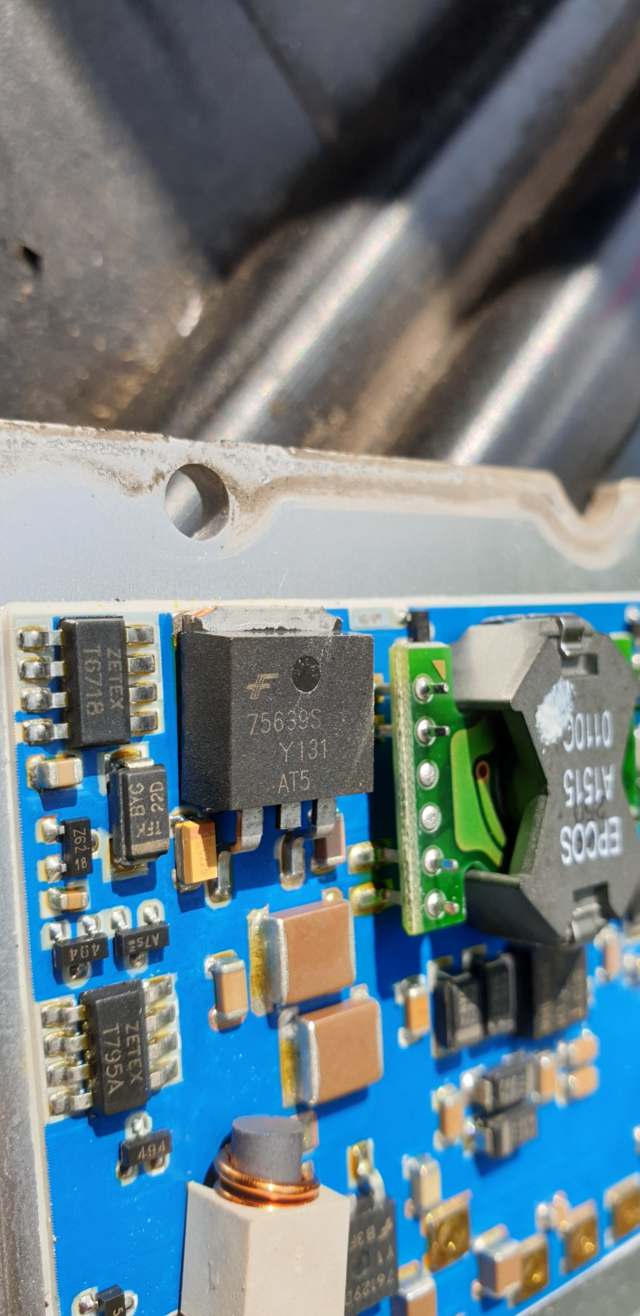 Ремонт блоку ксенону Hella 5DV 008-290-00 2