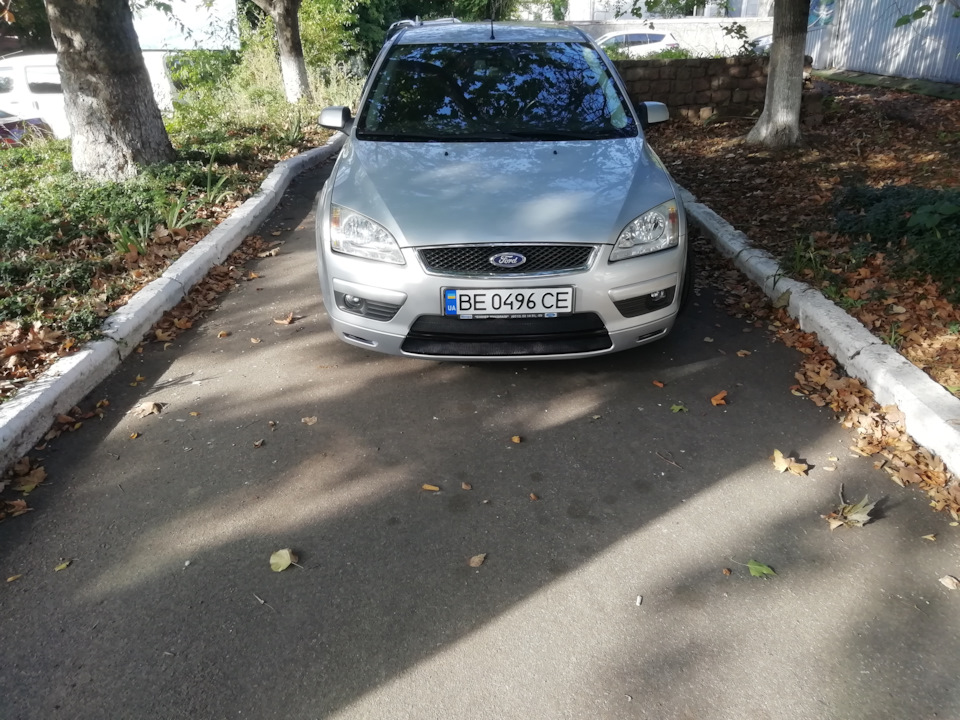 Губа переднього бампера 3