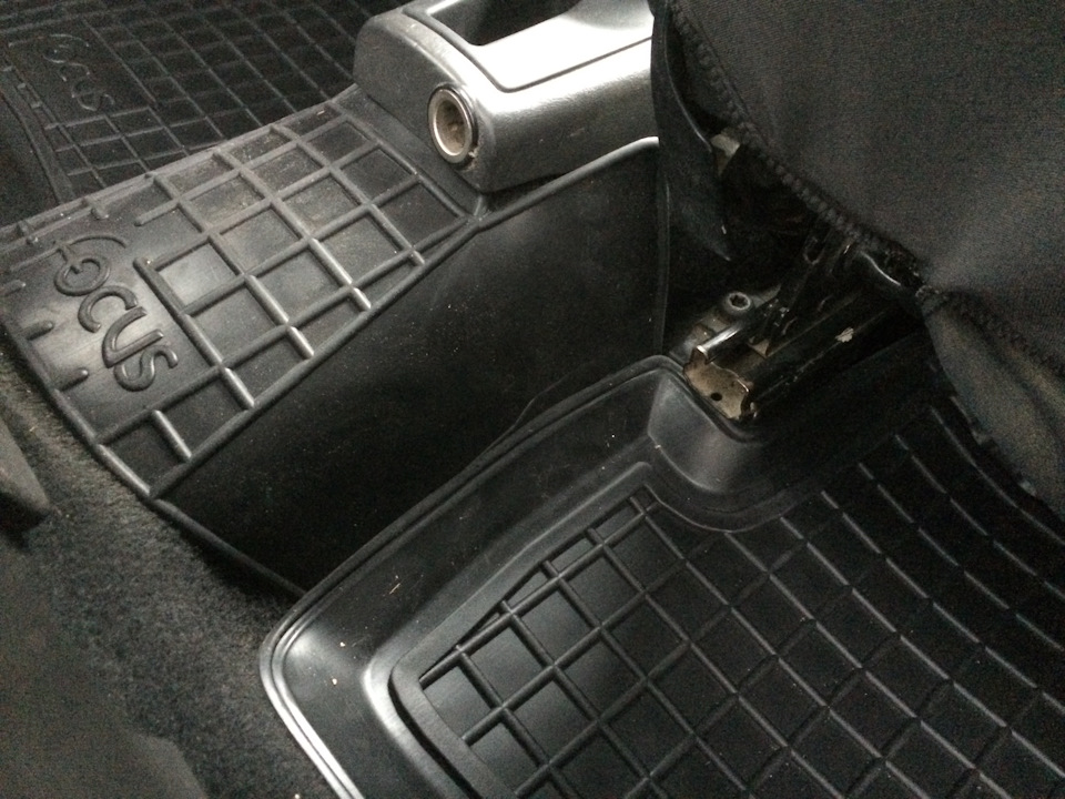 Коврики в салон для Ford Focus I (AVTO-Gumm) 3