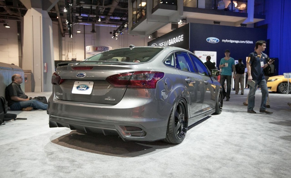 Обважування для Ford Focus 3 седан 1