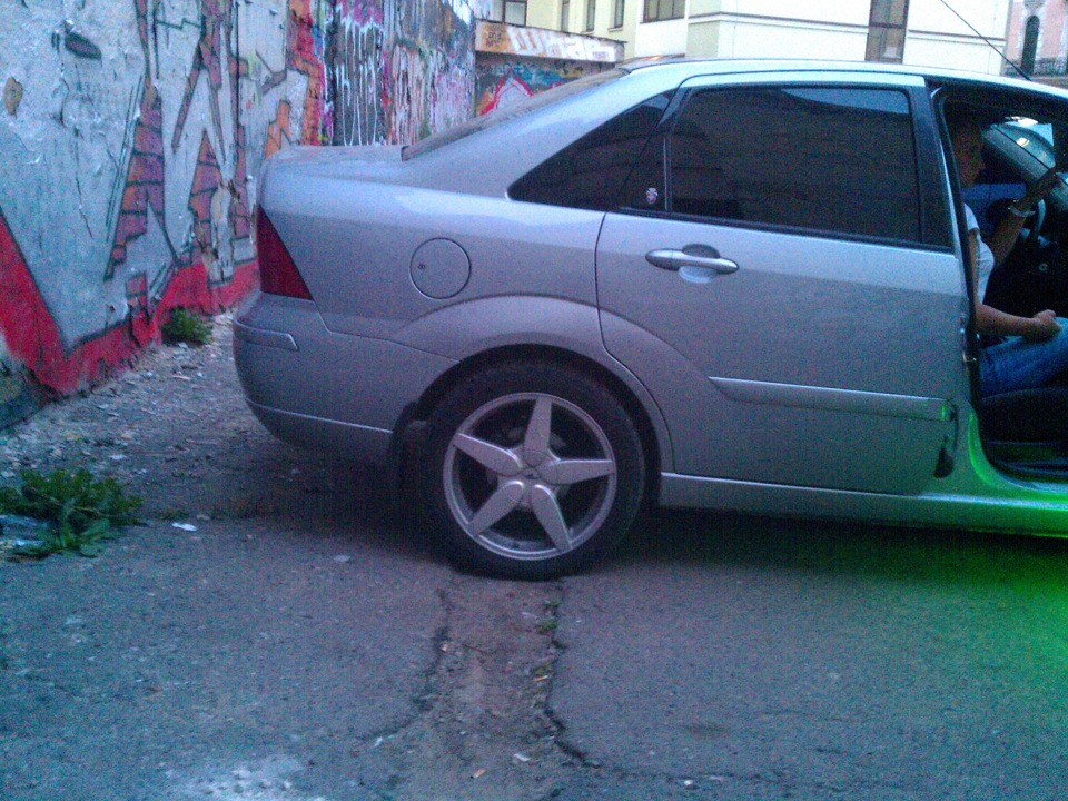 Як хочеться ближче до землі. Або час для coilovers =) 3
