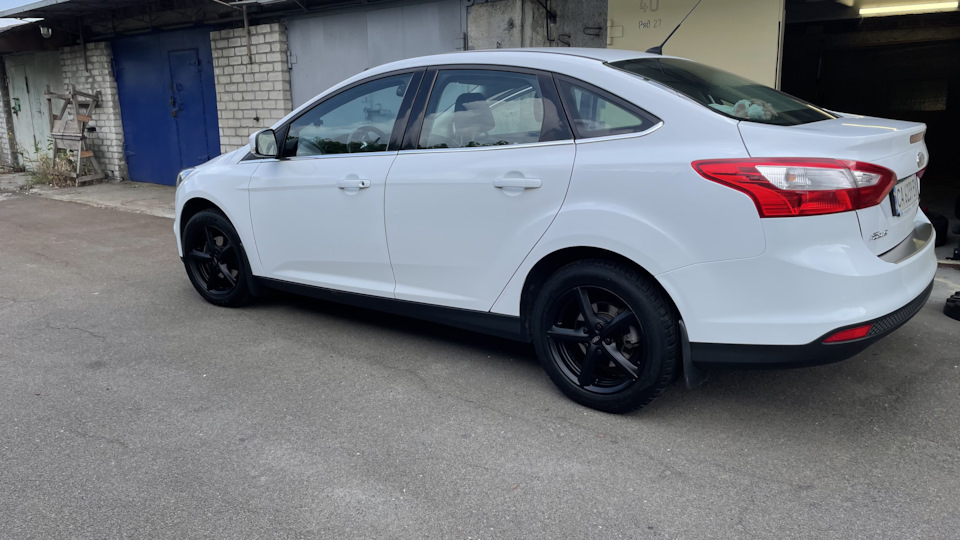 Диски Avus Racing AF8 1