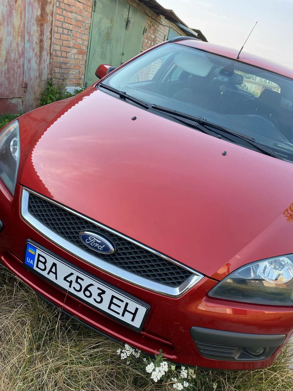 Заміна шильдиків Ford
