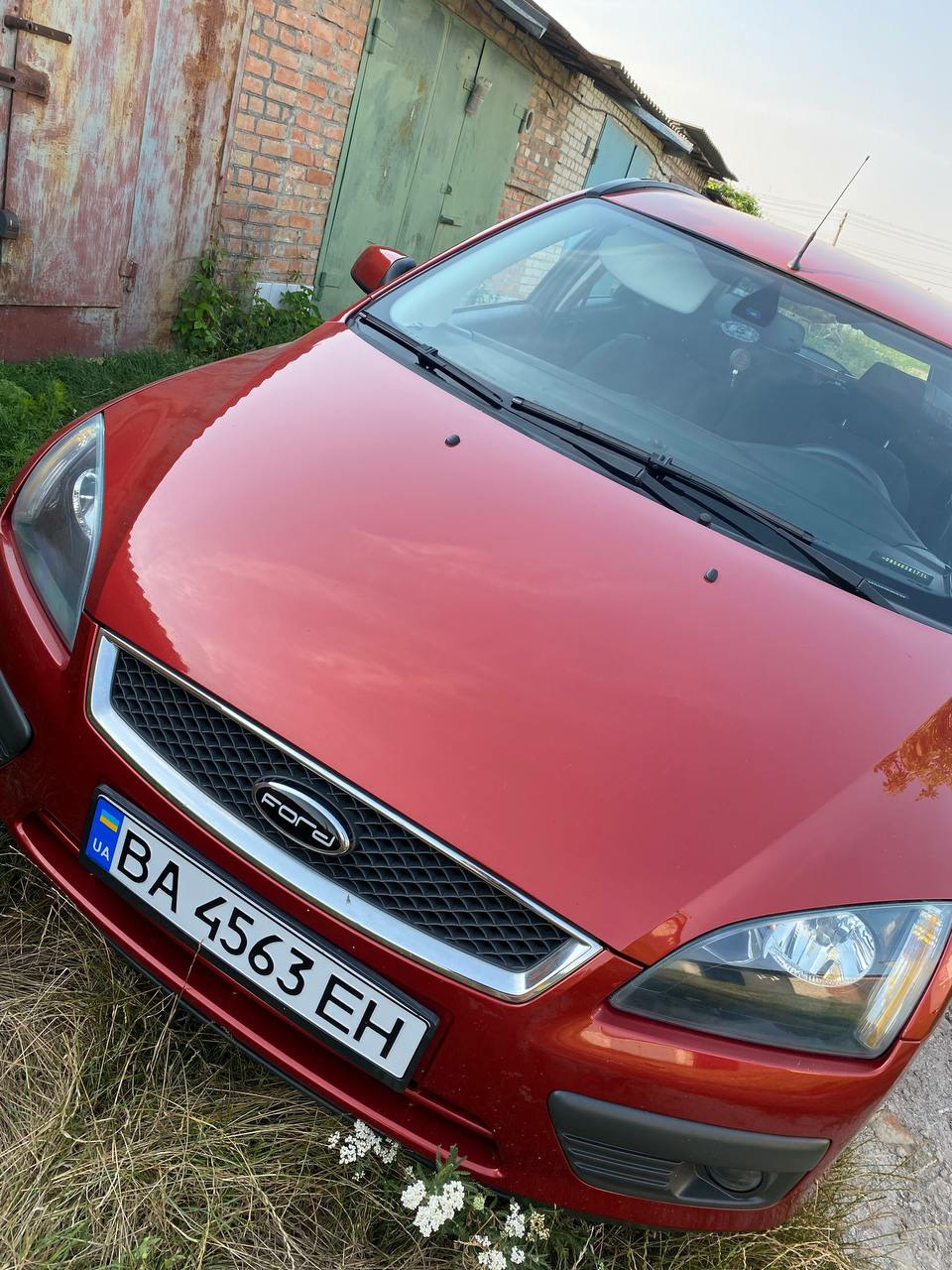 Заміна шильдиків Ford 2