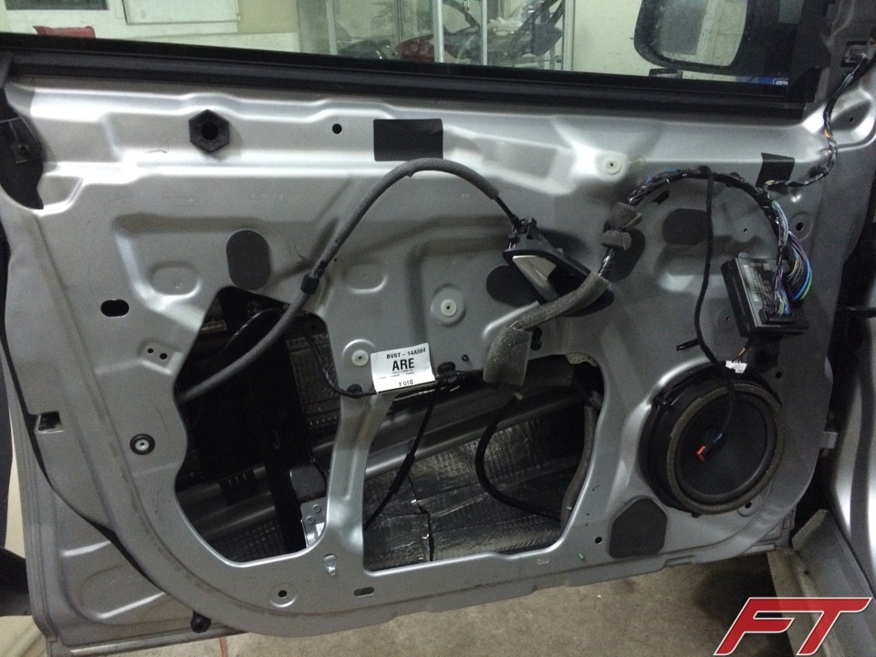 Шумо вібро ізоляція дверей Ford Focus 3 3