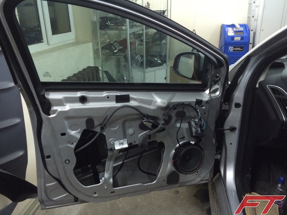 Шумо вібро ізоляція дверей Ford Focus 3 2