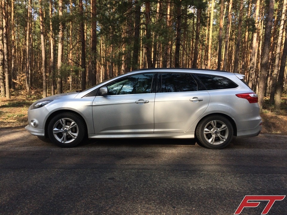 Заниження Ford Focus 3 Wagon with Eibach Pro-Kit -25 mm 4