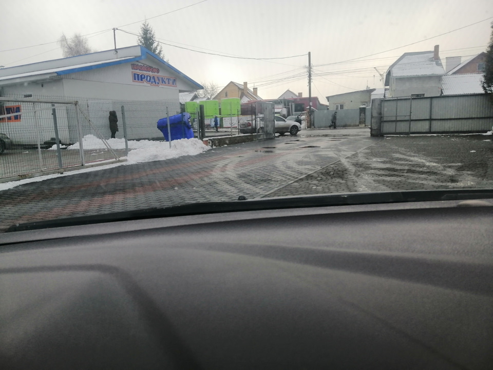 Тріщина на лобовому 1