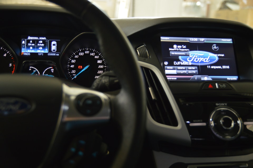 Встановлення Sony MyFord Touch Sync2 на Focus 3 2