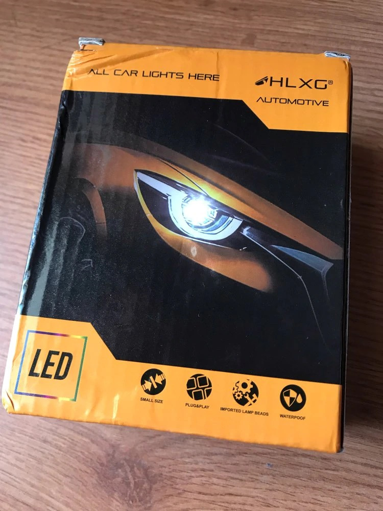 Установка LED ламп головного світла H4 6500 від Hlxg 1