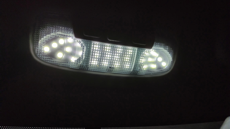 Світло салону заміна на LED 3