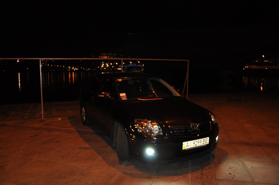 The Battle of Steet Cars: Ford Focus Блондиночка vs Toyota Avensis 1,8 (FotoSet by SOKOL1) 2