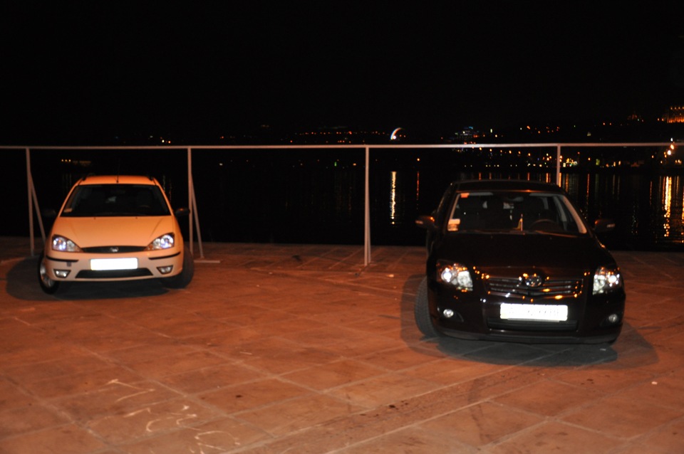 The Battle of Steet Cars: Ford Focus Блондиночка vs Toyota Avensis 1,8 (FotoSet by SOKOL1) 4