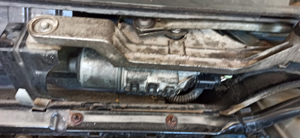 Прихворів-218 000 4
