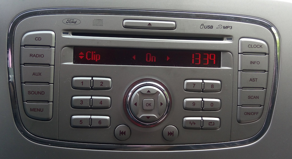 Плюси та мінуси ГУ Ford Focus USB MP3 5