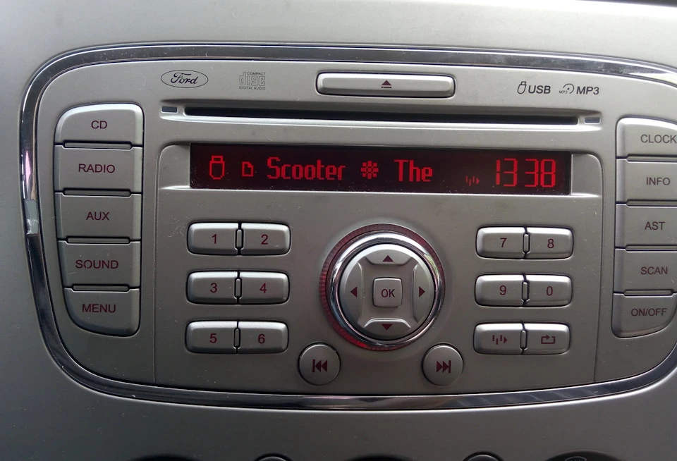 Плюси та мінуси ГУ Ford Focus USB MP3