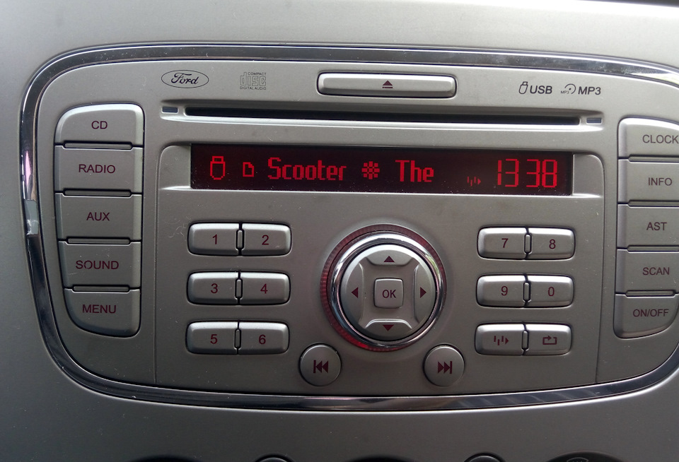 Плюси та мінуси ГУ Ford Focus USB MP3 1