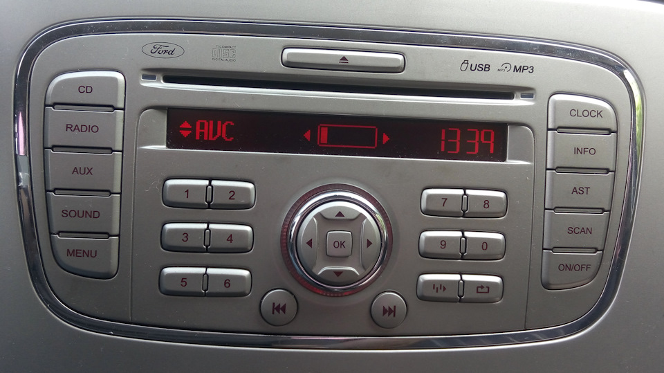 Плюси та мінуси ГУ Ford Focus USB MP3 4