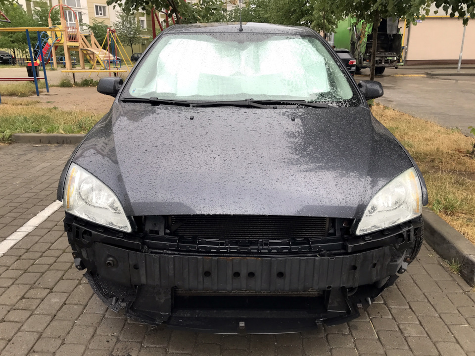 Ford Focus - Зняття бампера, встановлення ПТФ та захисної сітки 3