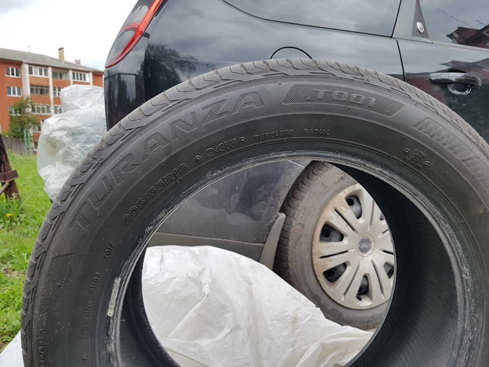 Купив літо Bridgestone Turanza T001 205/55 R16 1