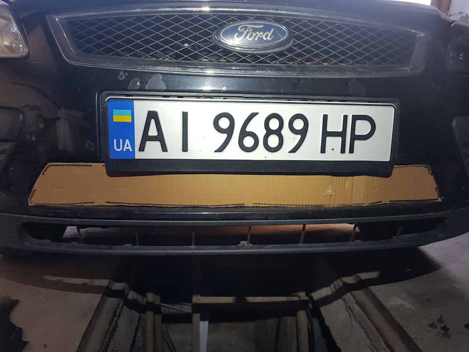 Захистна сітка в передній бампер - встановлення зовні на фокус 2 дорестайлінг 5