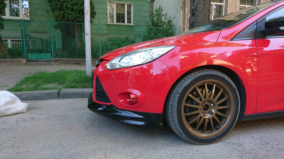 Губу Zetec-S встановлено 5