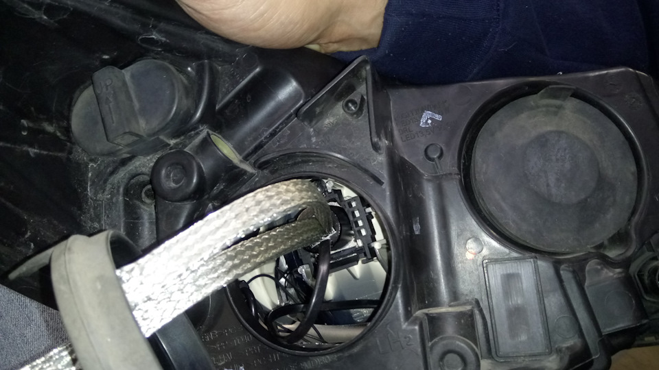LEDізація ближнє світло H7(зняло і повернуло галоген), підсвічування багажника. 3