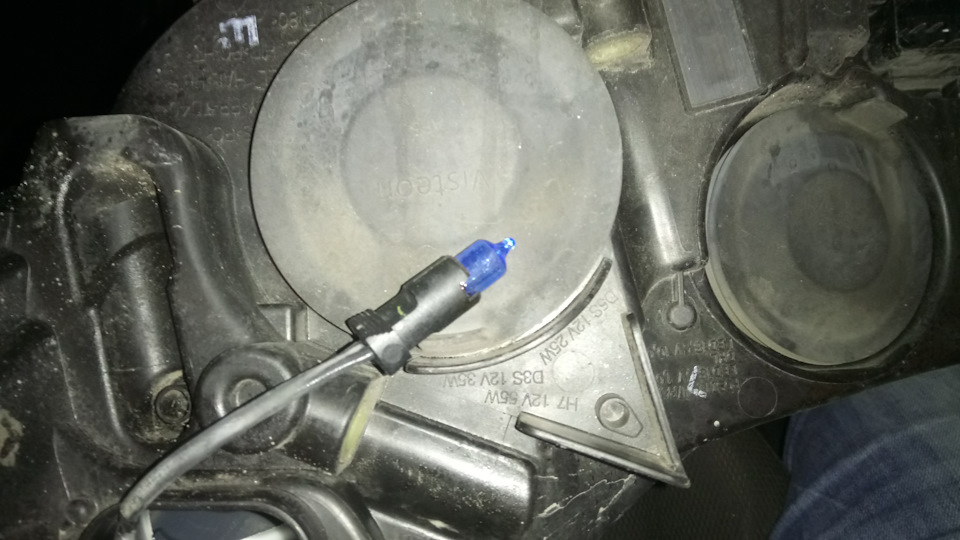 Заміна ламп передніх габаритів Osram Cool Blue Intense w5w 3