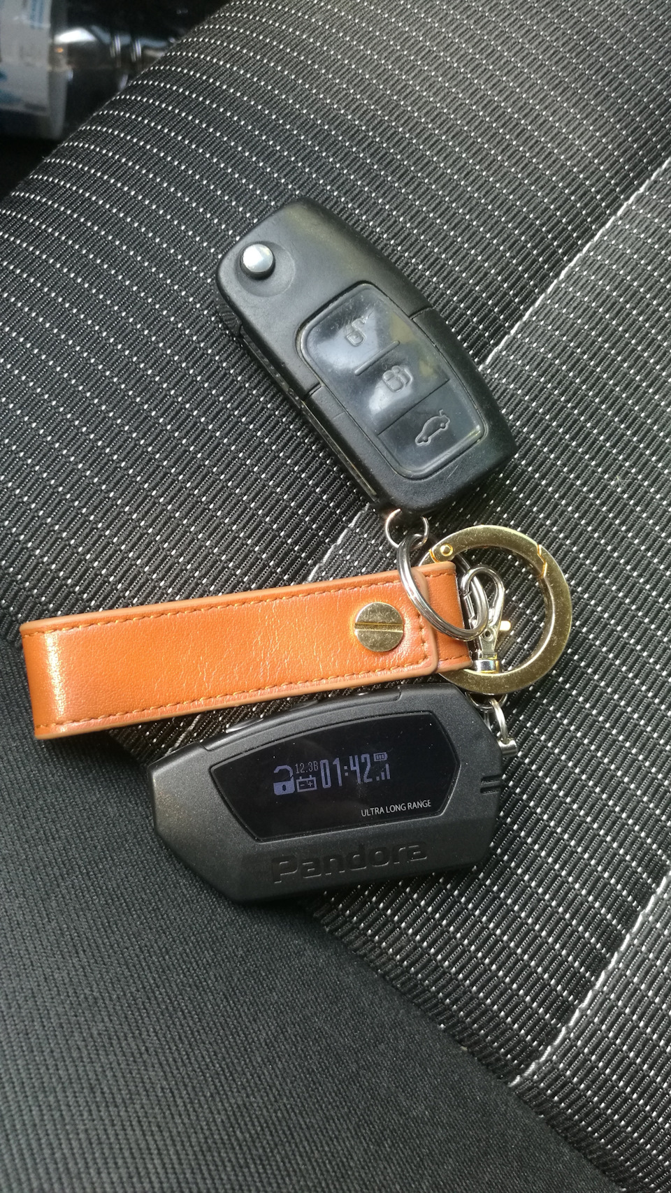 Автосигналізація Pandora 1