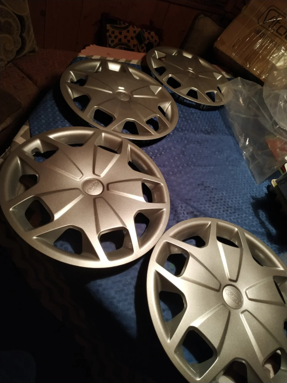 Оригінальні колпаки FORD
