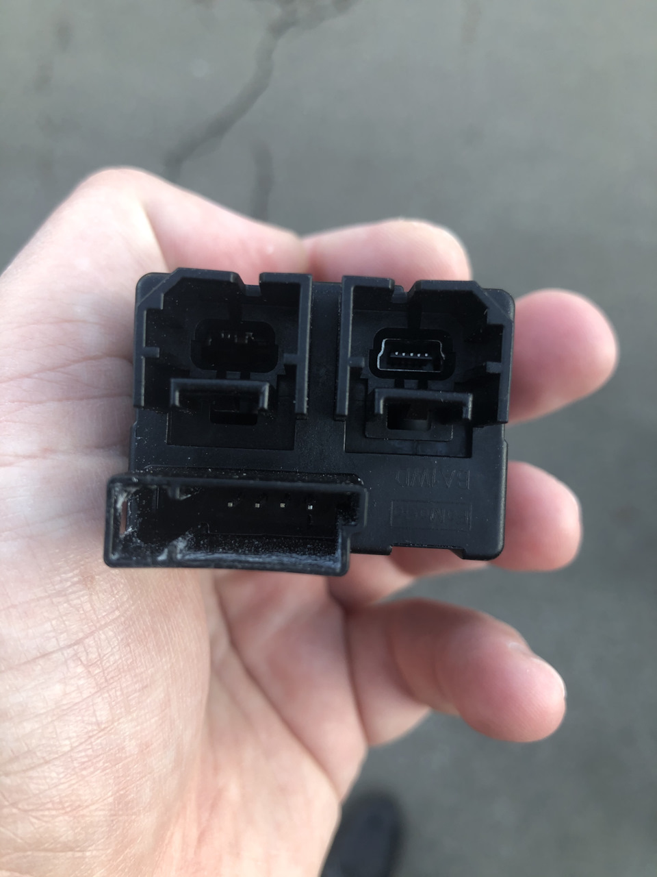 Перехід з Sync 1 на Sync 3. USB-хаб з CarPlay. Потрібні ваші поради 3