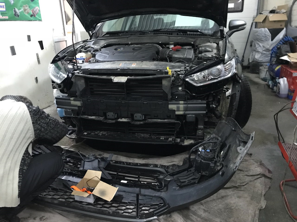 Заміна решітки радіатора 2