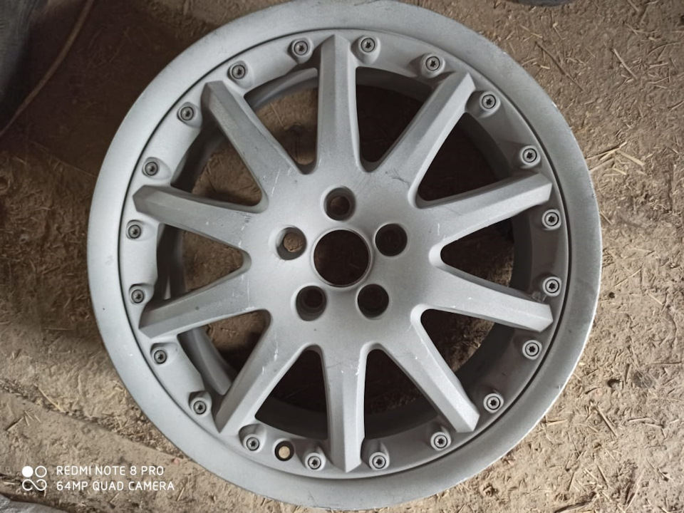 Ronal Ford r18 5X108 7,5X18 ET52,5 2