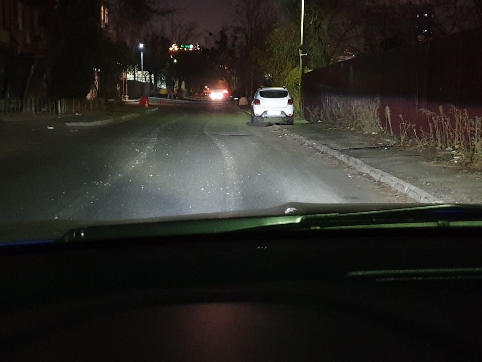 Експерименти зі світлом. Китайський Full LED та задні ліхтарі з жовтими поворотниками. 2