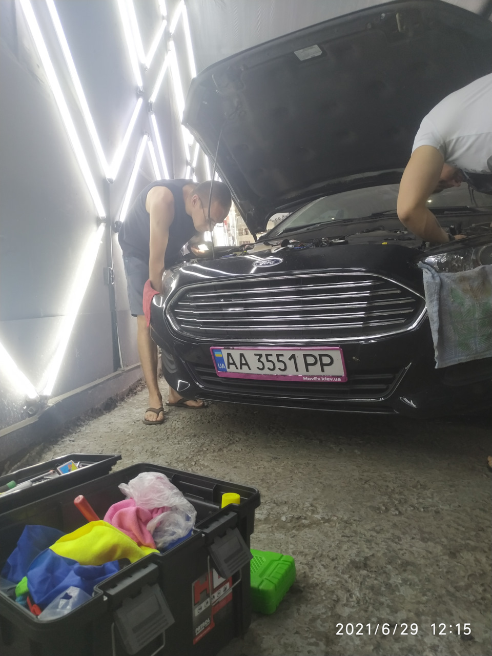 Галоген далекий замість LED, для правильної роботи ДХО якщо у тебе ксенон. Гарантійна заміна ламп і блоку розпалювання, як НЕ треба використовувати ксенон. 5