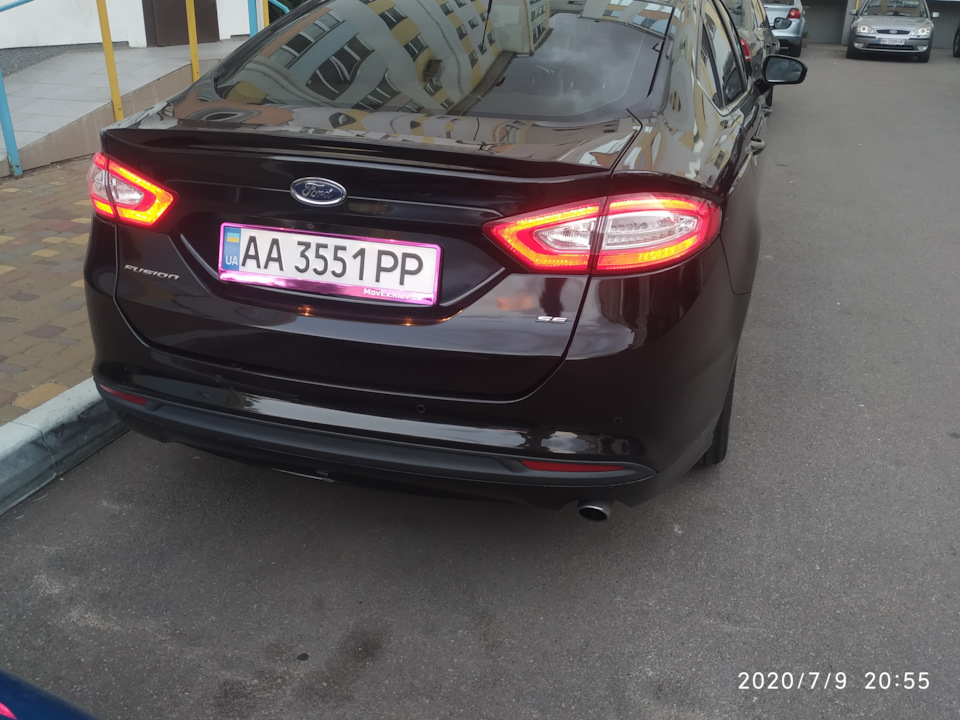 Переробка задніх ліхтарів SE в титаніум + жовтий поворот 2