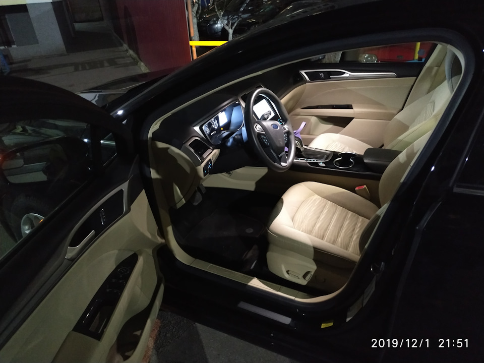 Перетяжка салону Ford Fusion USA еко шкірою + хімічна чистка всіх елементів 4