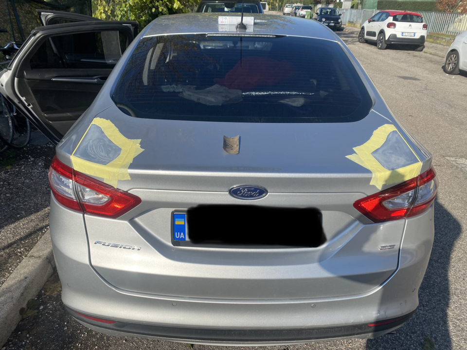 Спойлер Ford Fusion не оригінал 4