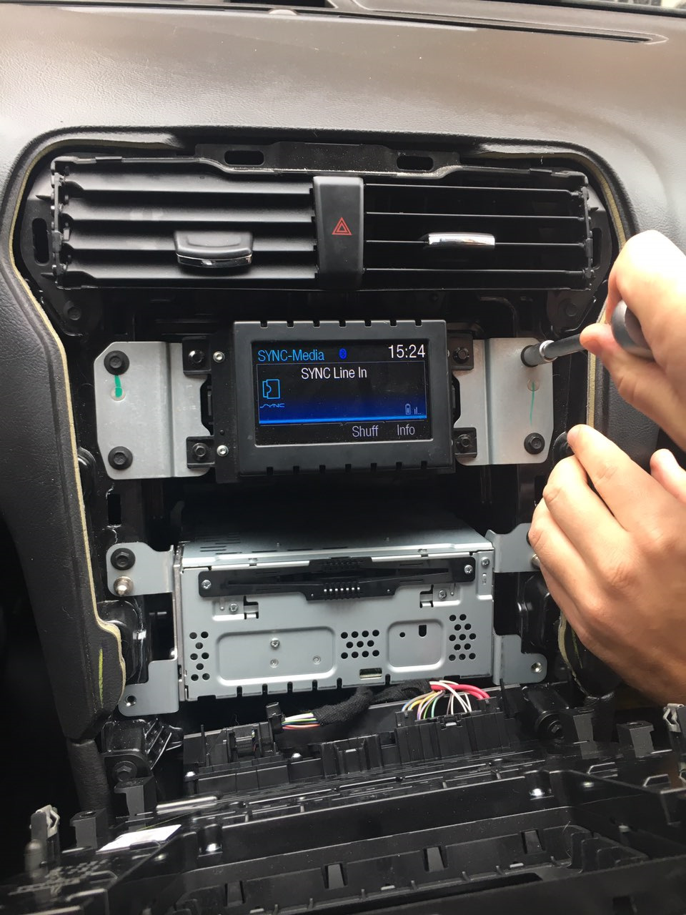Заміна екрану SYNC1 5