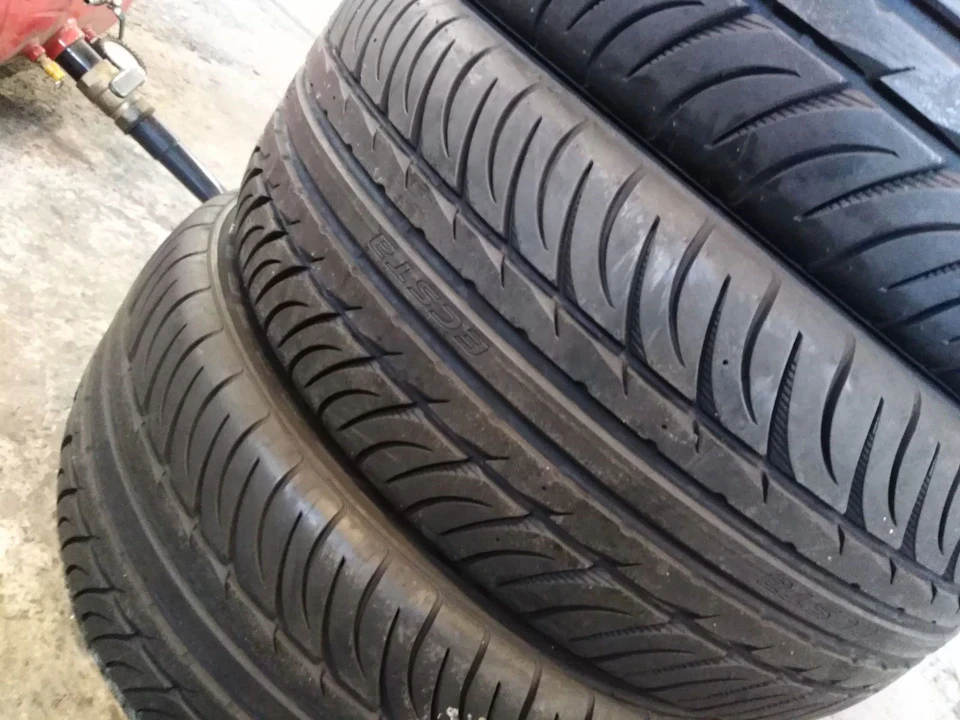 Купив літні капці Kumho ecsta spt r17 235 55