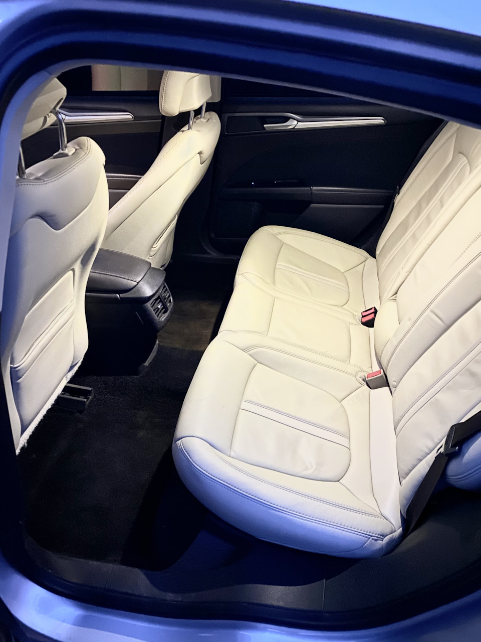 #22 Шкіряний салон від Linсoln MKZ into Ford Fusion USA 4