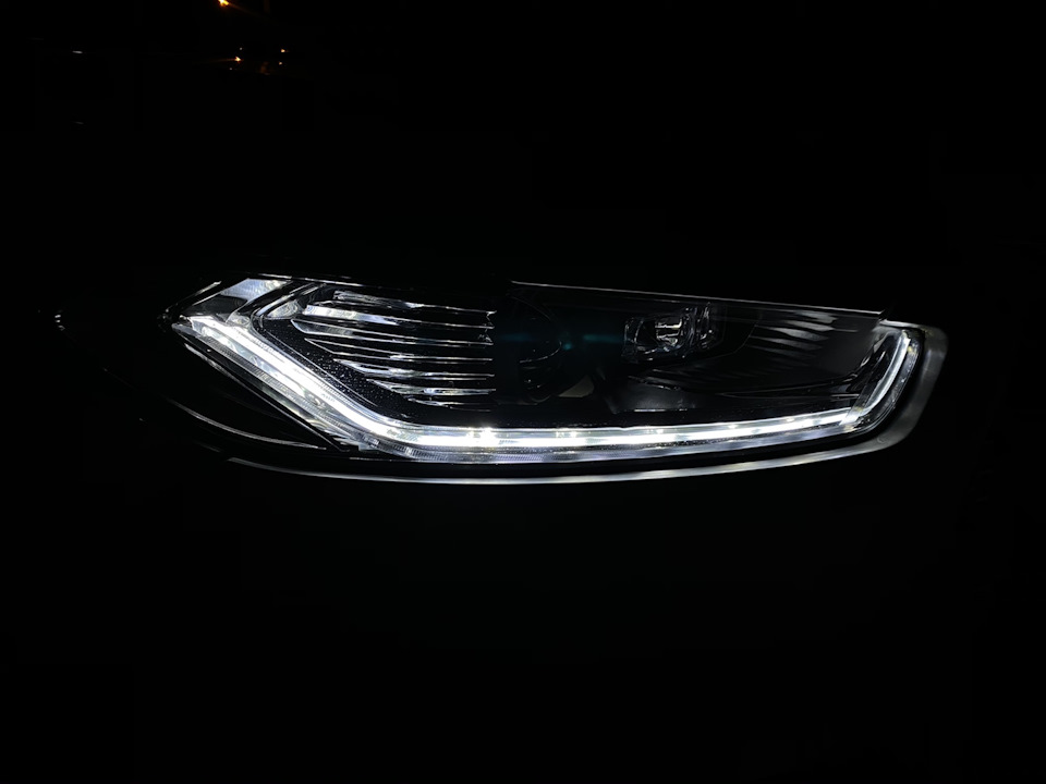 #5 Китайські LED фари на Ford Fusion дорест 1