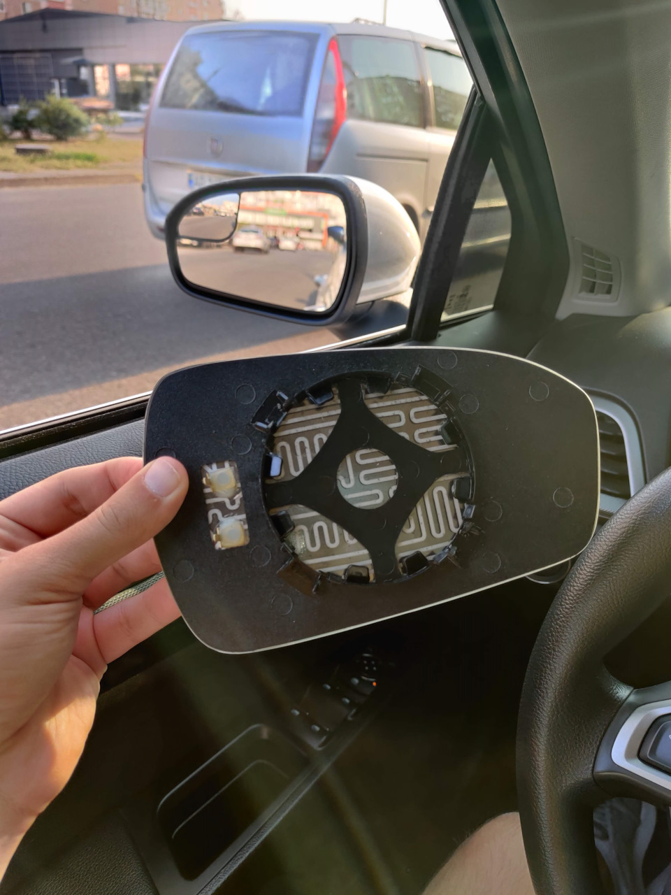 Заміна лівого дзеркала 2