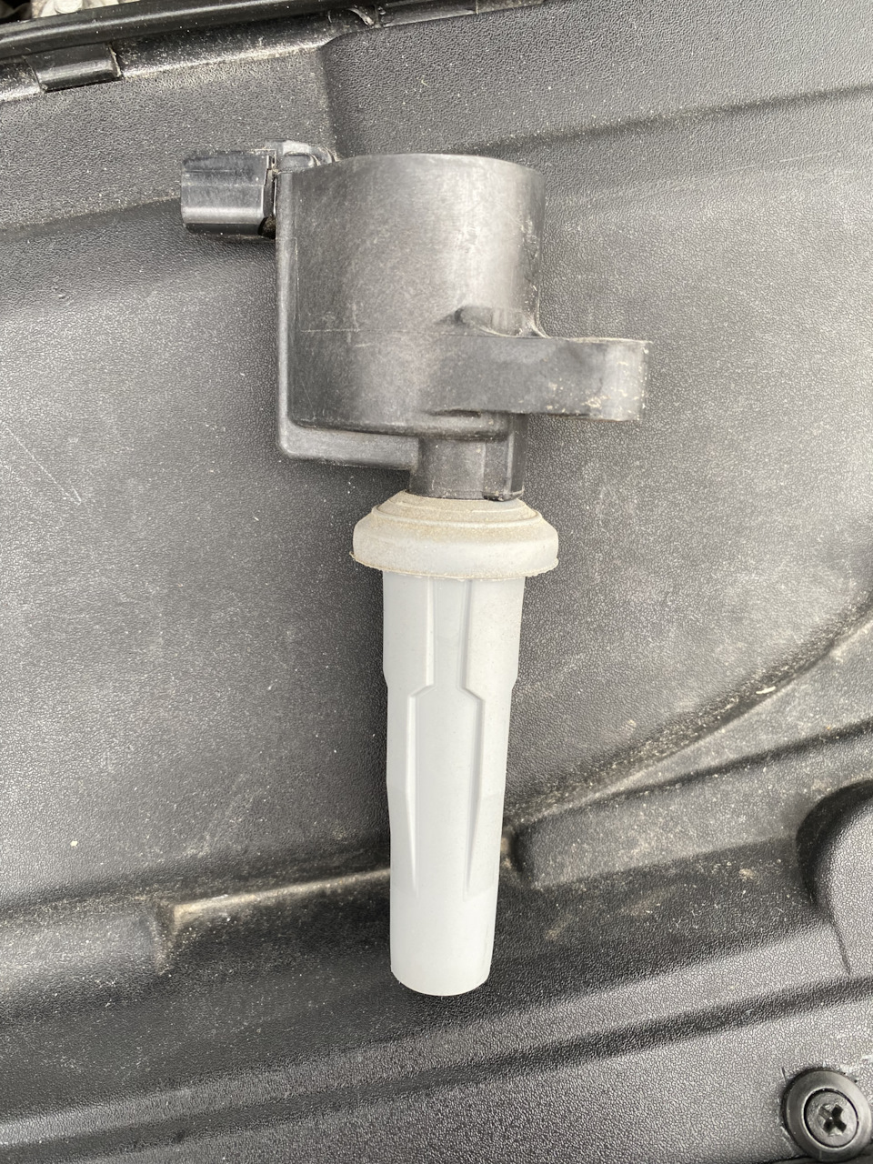 Заміна свічок Denso Iridium TT 4718 2