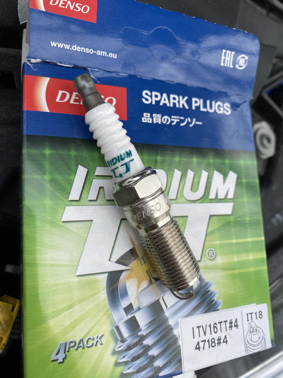 Заміна свічок Denso Iridium TT 4718 1