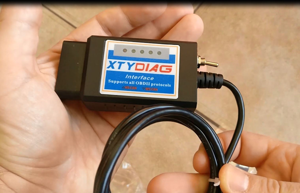 Дешевий китайський сканер ELM327 V1.5 за 9 баксів 1