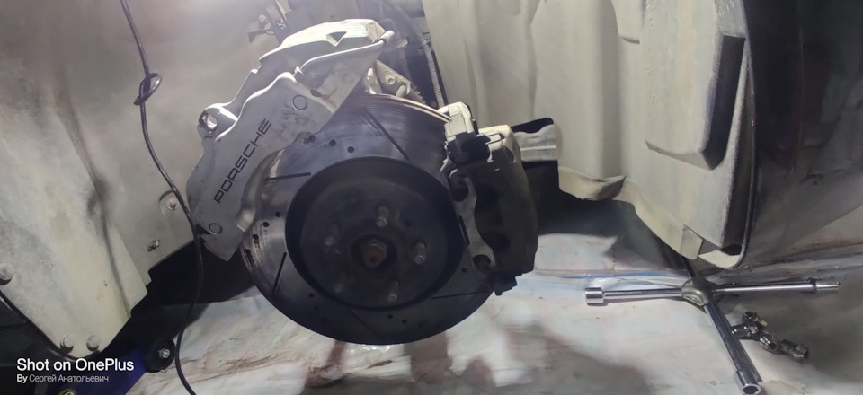 Brembo Z18 6-ти поршнів + Гальмівний диск 357 мм 5