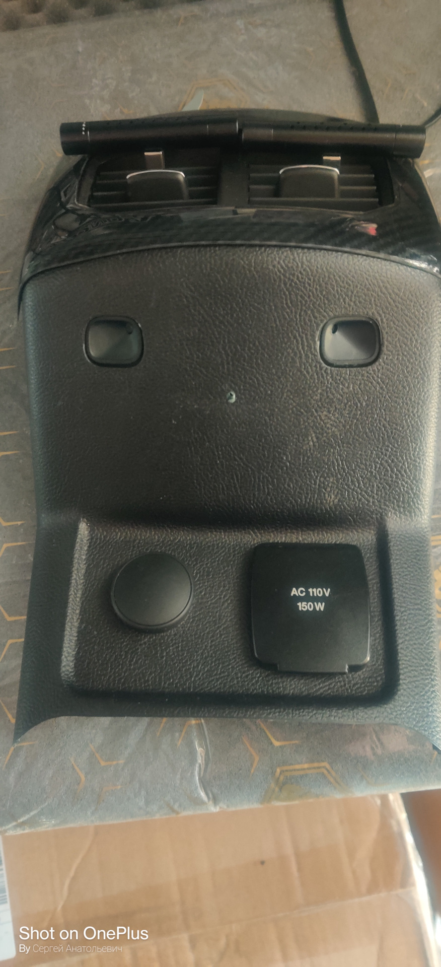 Usb для задніх пасажирів 1