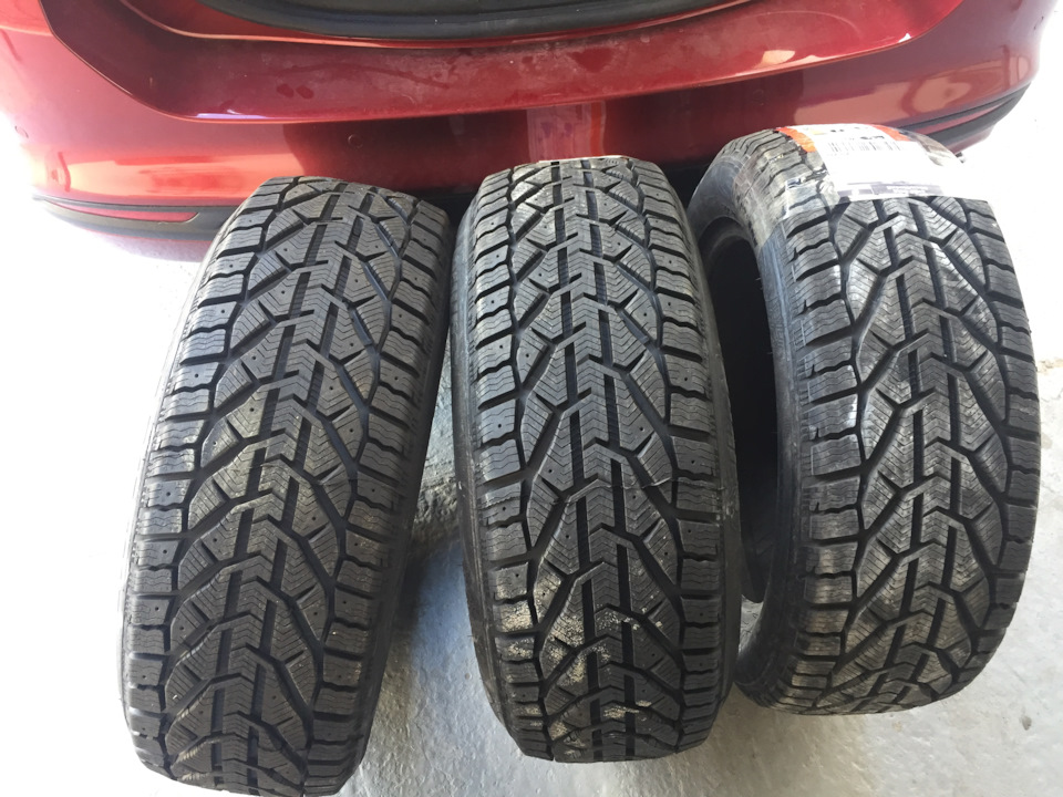 Готуй сани влітку, зимова гума 225/55R17 101V XL 3