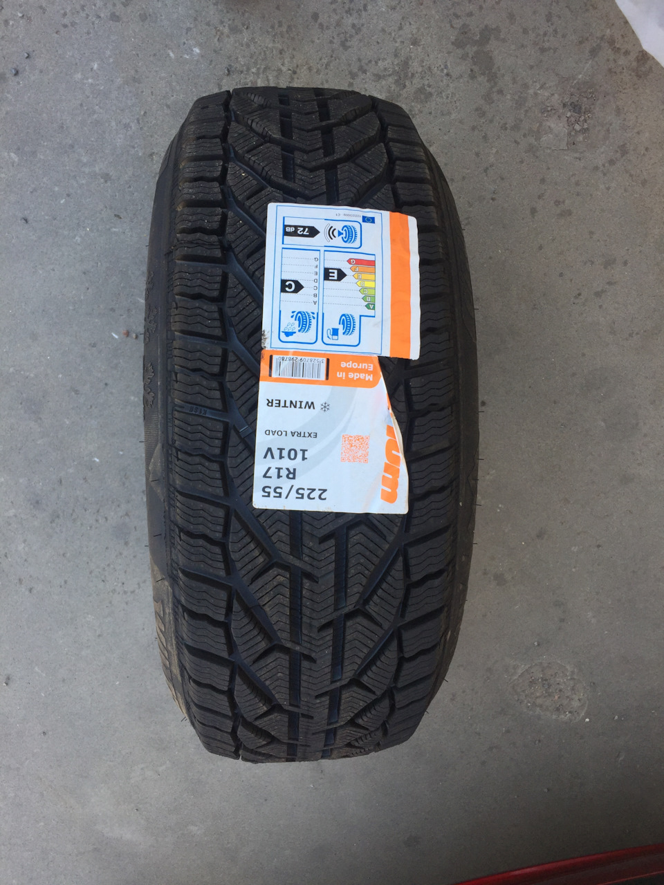 Готуй сани влітку, зимова гума 225/55R17 101V XL 1